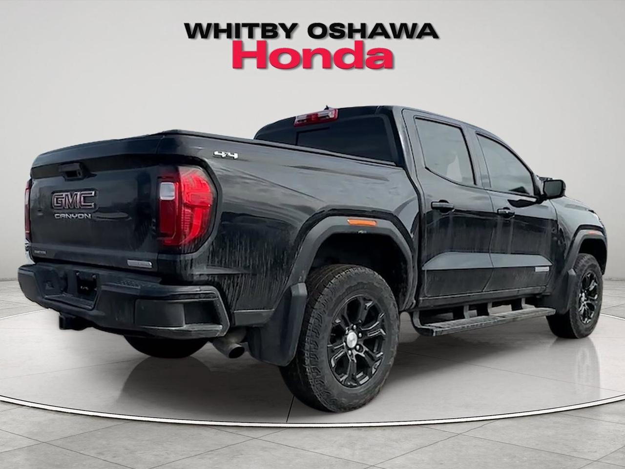 2023 GMC Canyon  Photo4