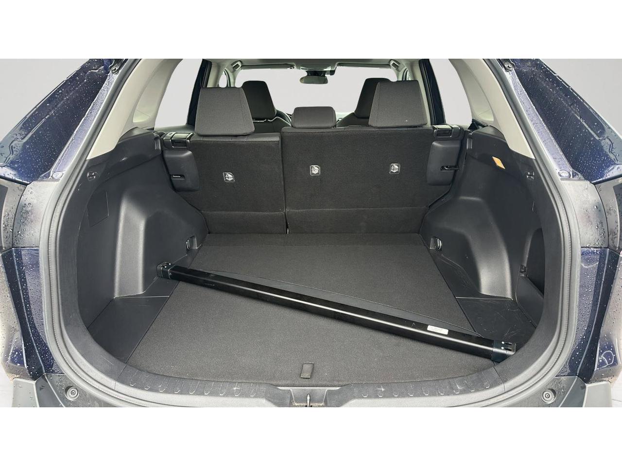 2021 Toyota RAV4 XLE AWD Photo