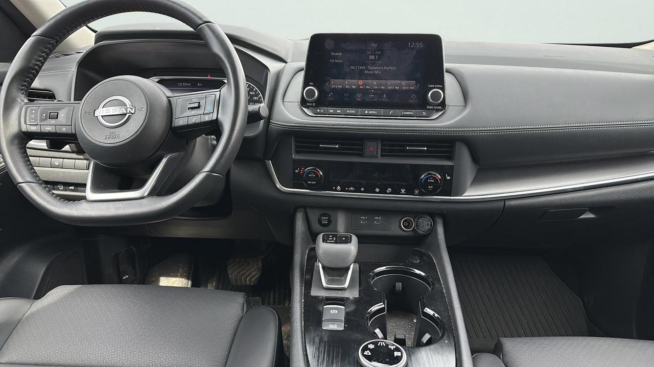 2024 Nissan Rogue AWD SV Moonroof Photo