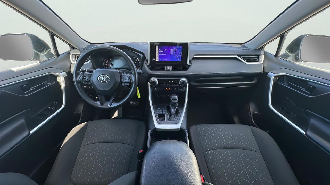 2024 Toyota RAV4 LE AWD Photo