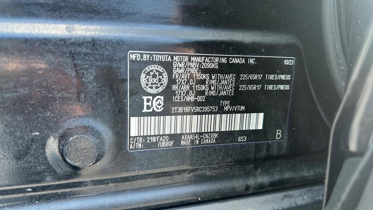 2024 Toyota RAV4 LE AWD Photo