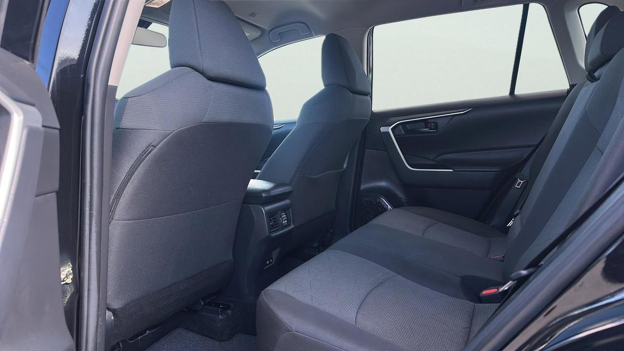 2024 Toyota RAV4 LE AWD Photo