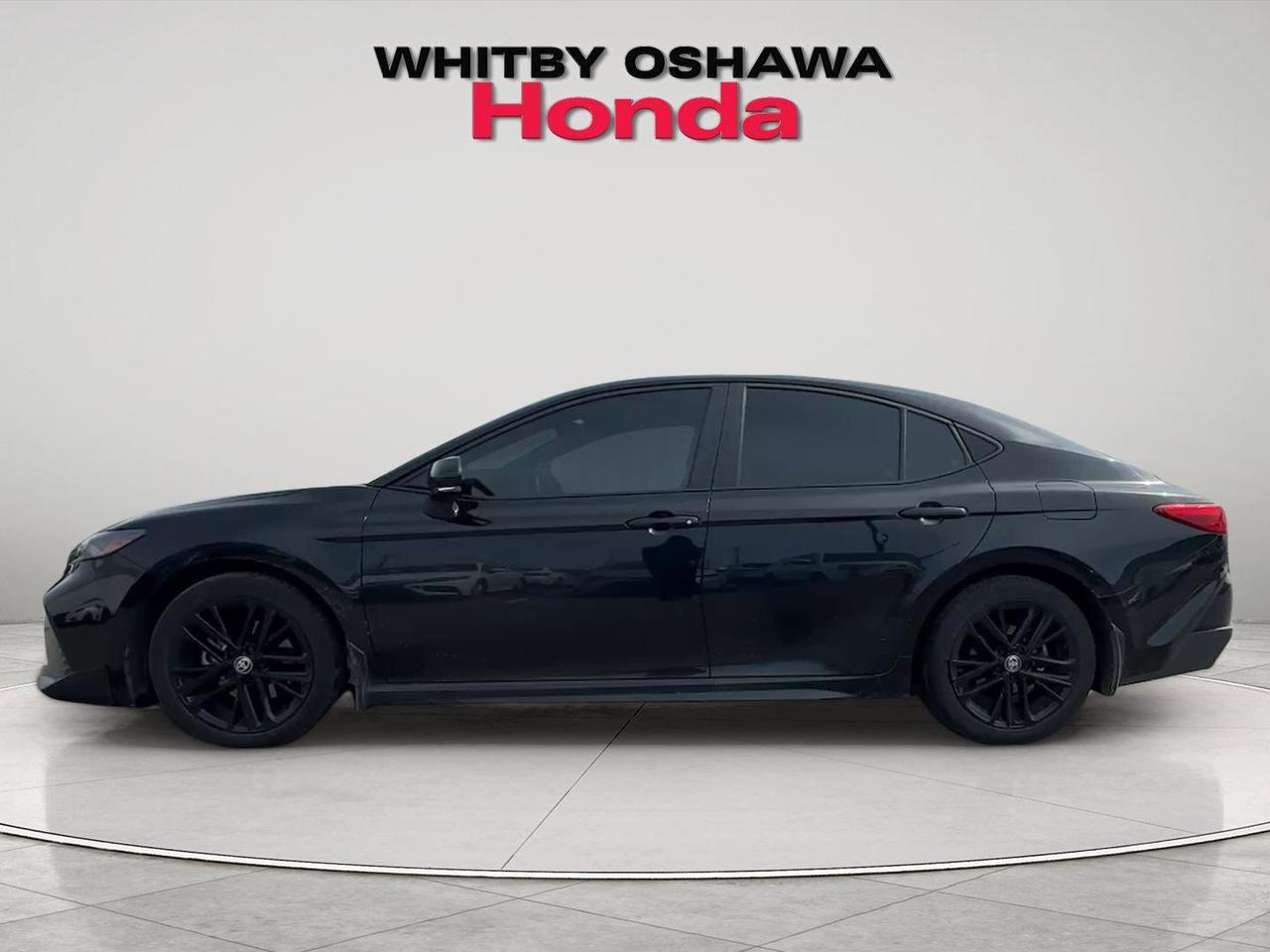 2025 Toyota Camry SE CVT Photo