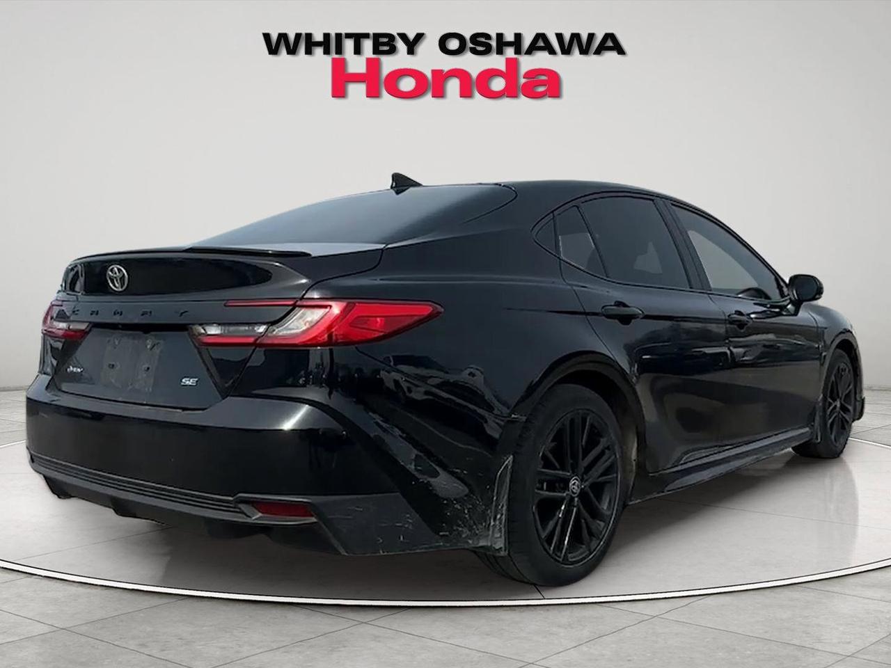 2025 Toyota Camry SE CVT Photo4