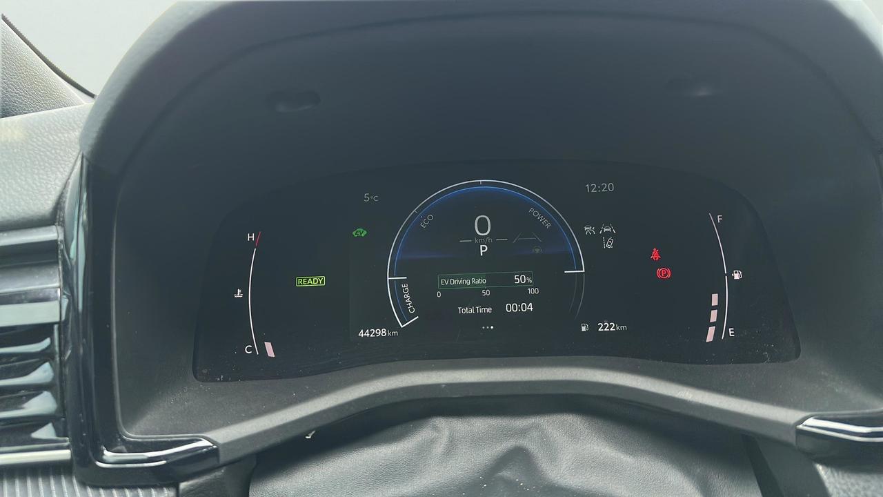 2025 Toyota Camry SE CVT Photo