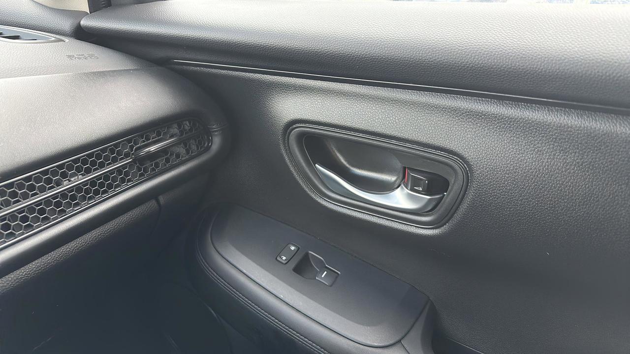 2024 Honda HR-V LX-B 2WD CVT Photo