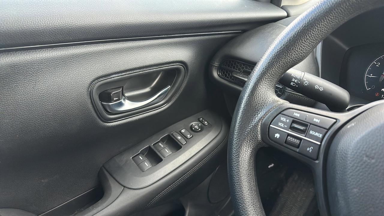 2024 Honda HR-V LX-B 2WD CVT Photo