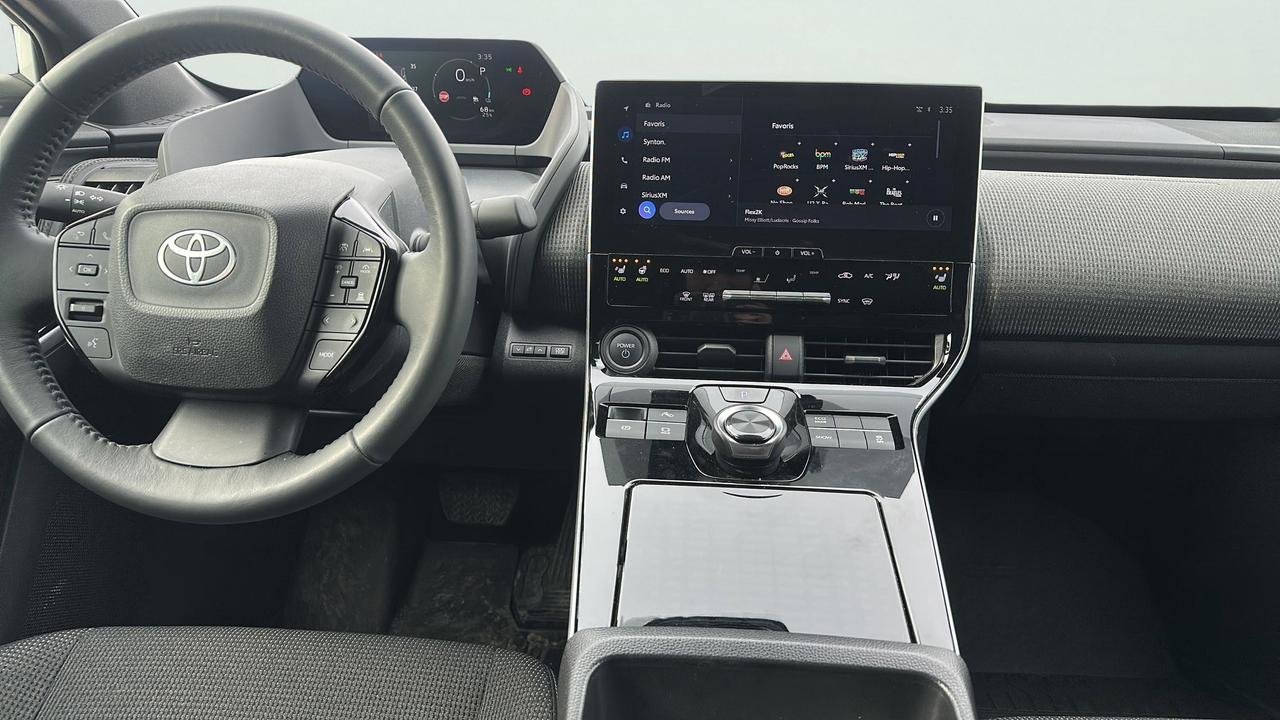2025 Toyota bZ4X LE FWD Photo
