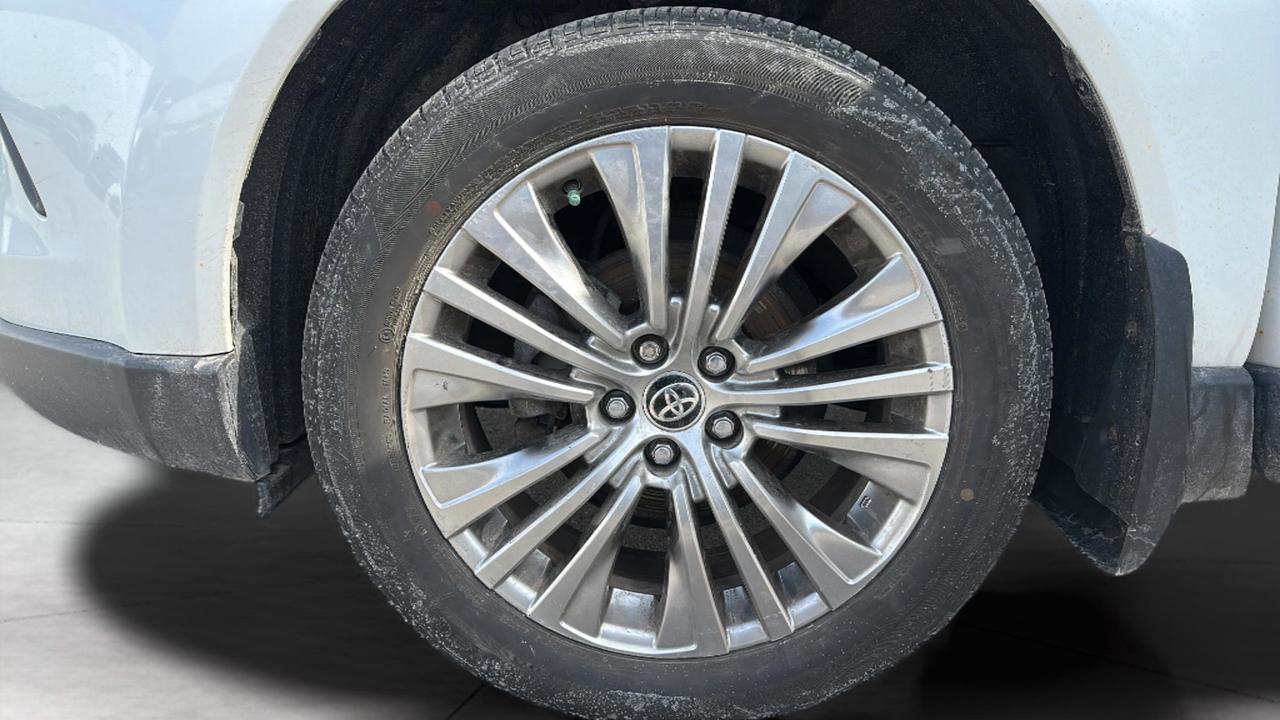 2023 Toyota Venza  Photo