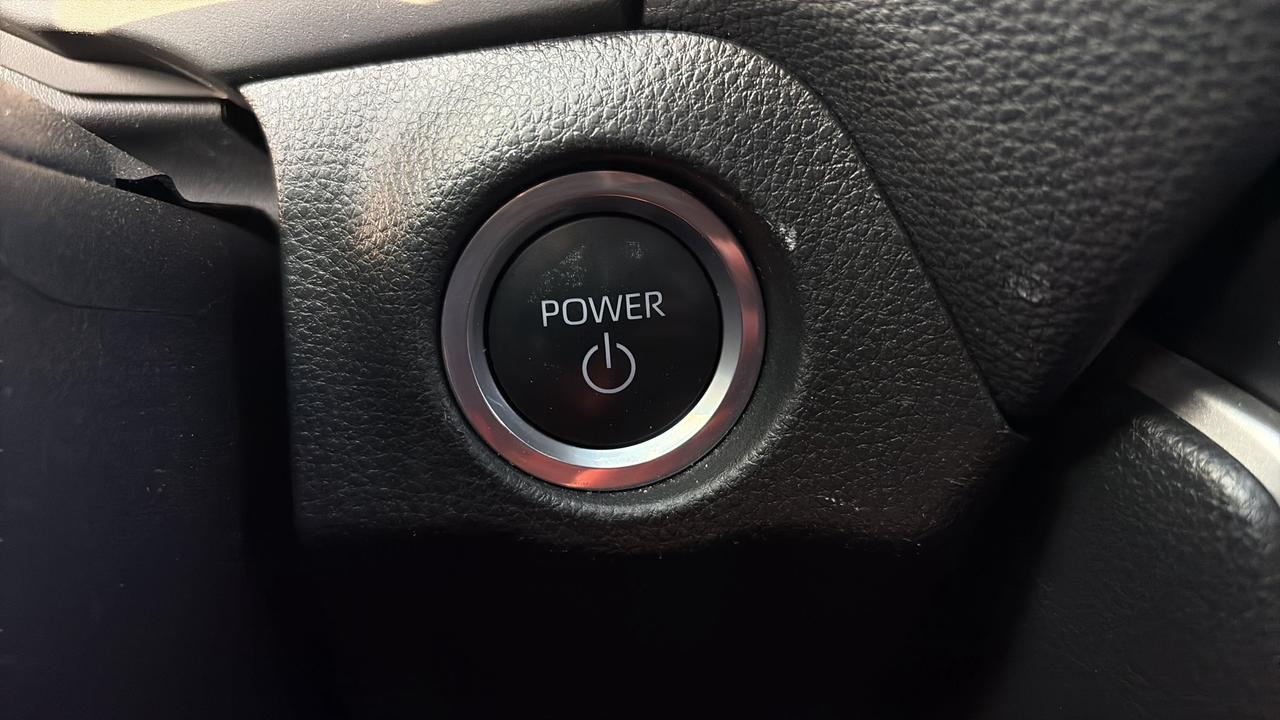2024 Toyota RAV4 Prime XSE Photo