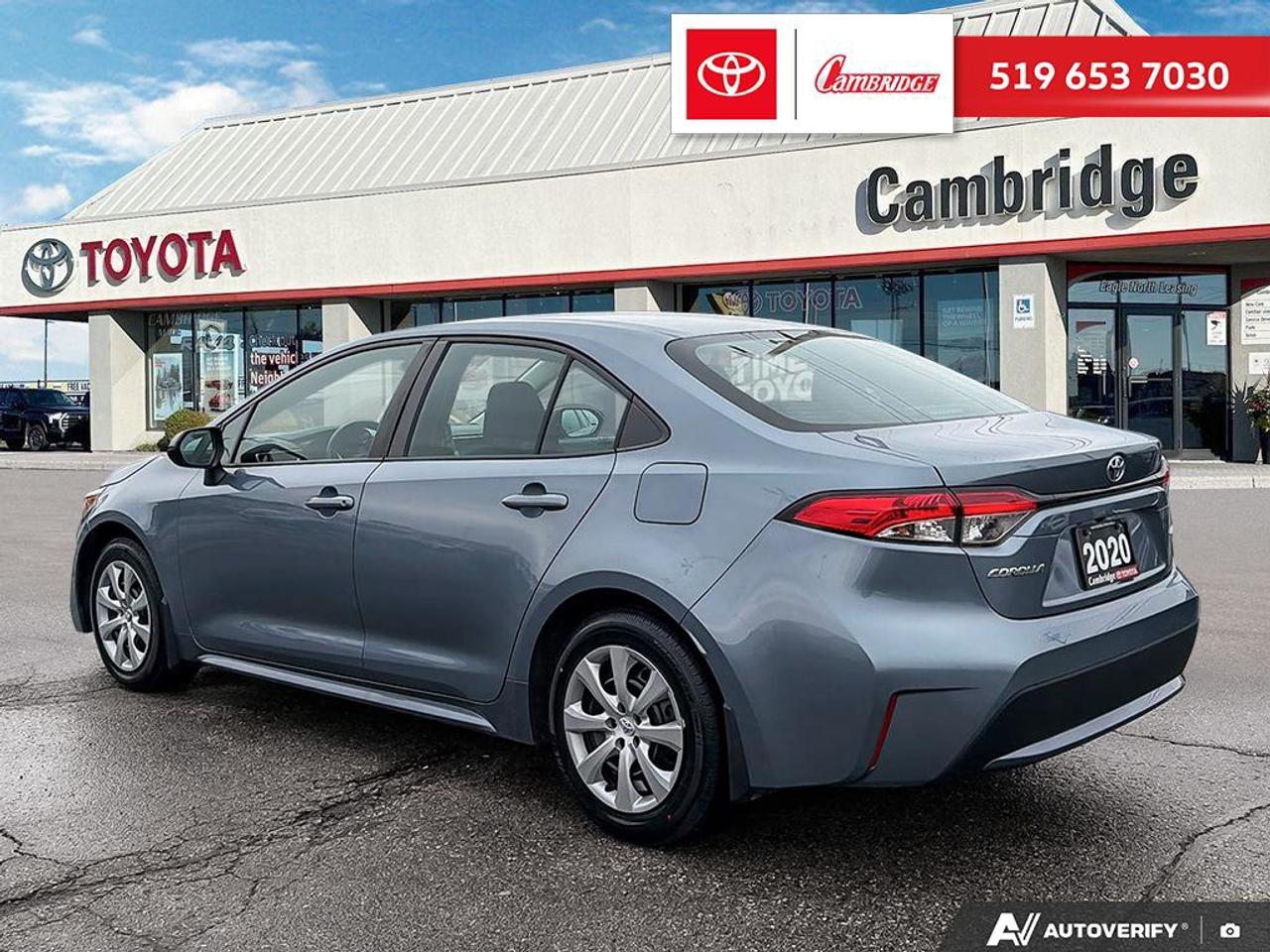 2020 Toyota Corolla LE Photo3