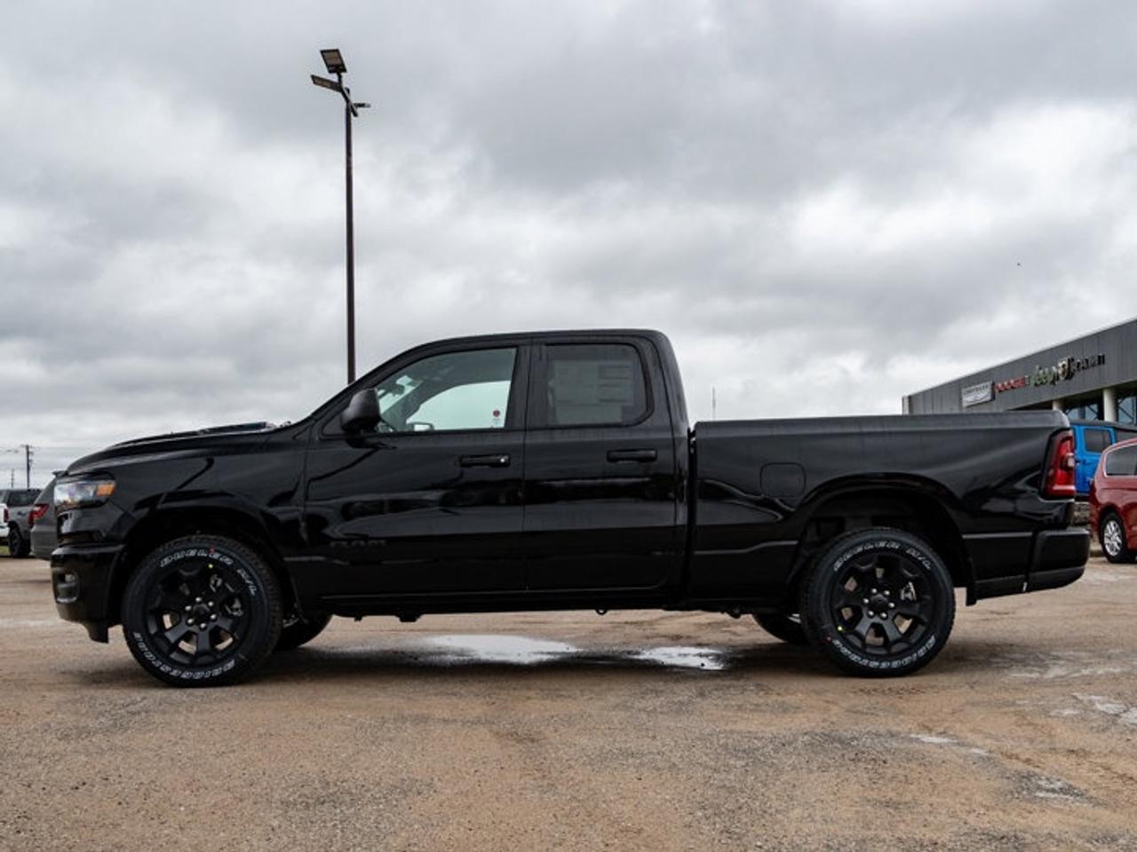 2026 RAM 1500 Express Photo4