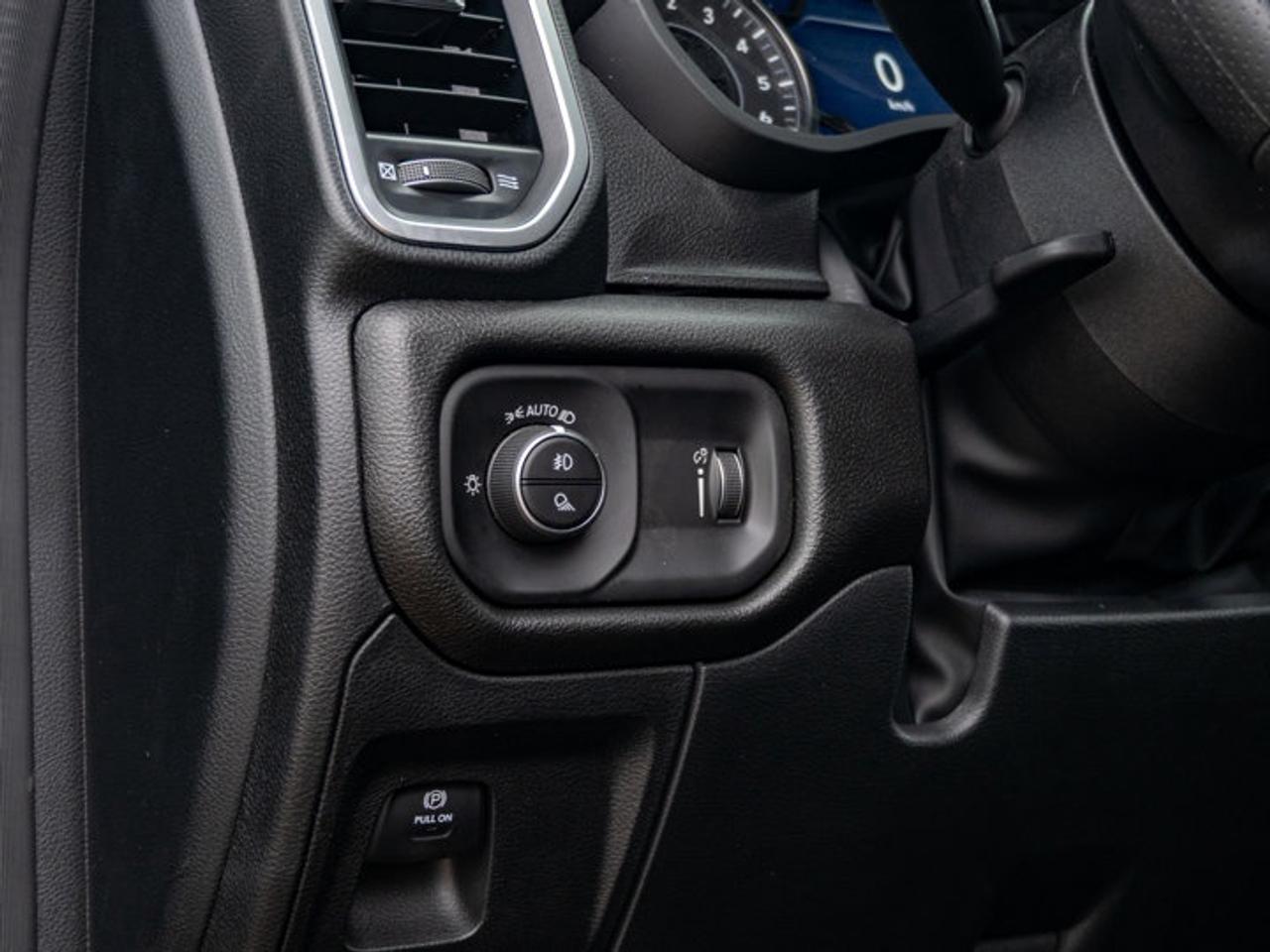 2026 RAM 1500 Express Photo