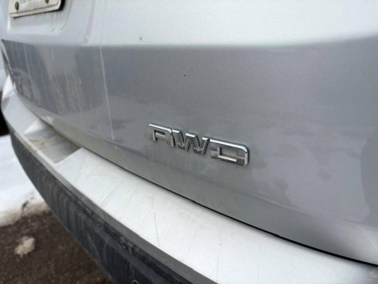 2020 GMC Terrain SLE Photo3