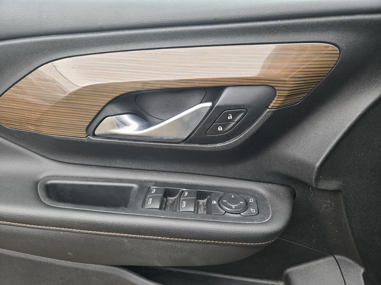 2020 GMC Terrain SLE Photo