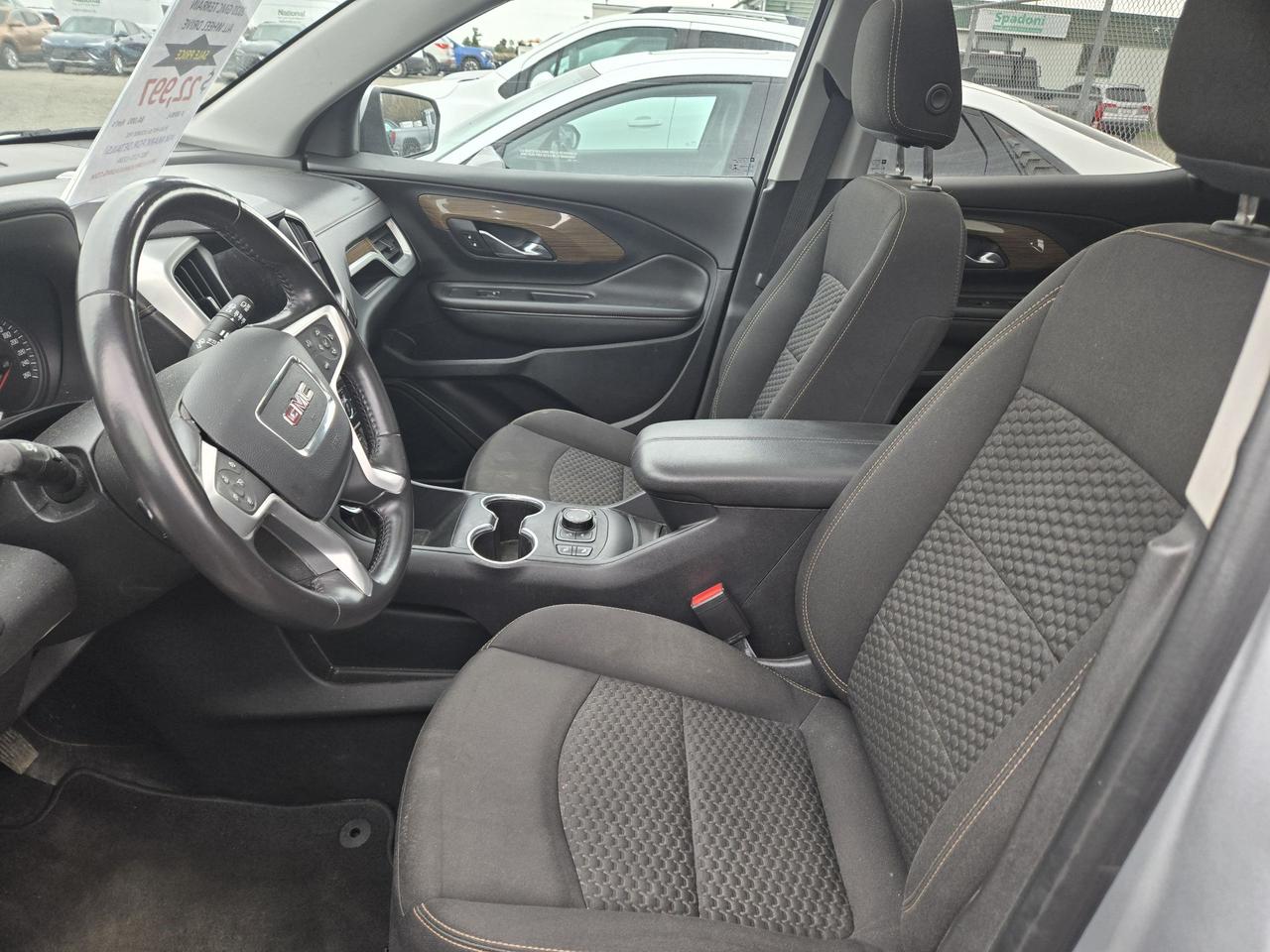 2020 GMC Terrain SLE Photo