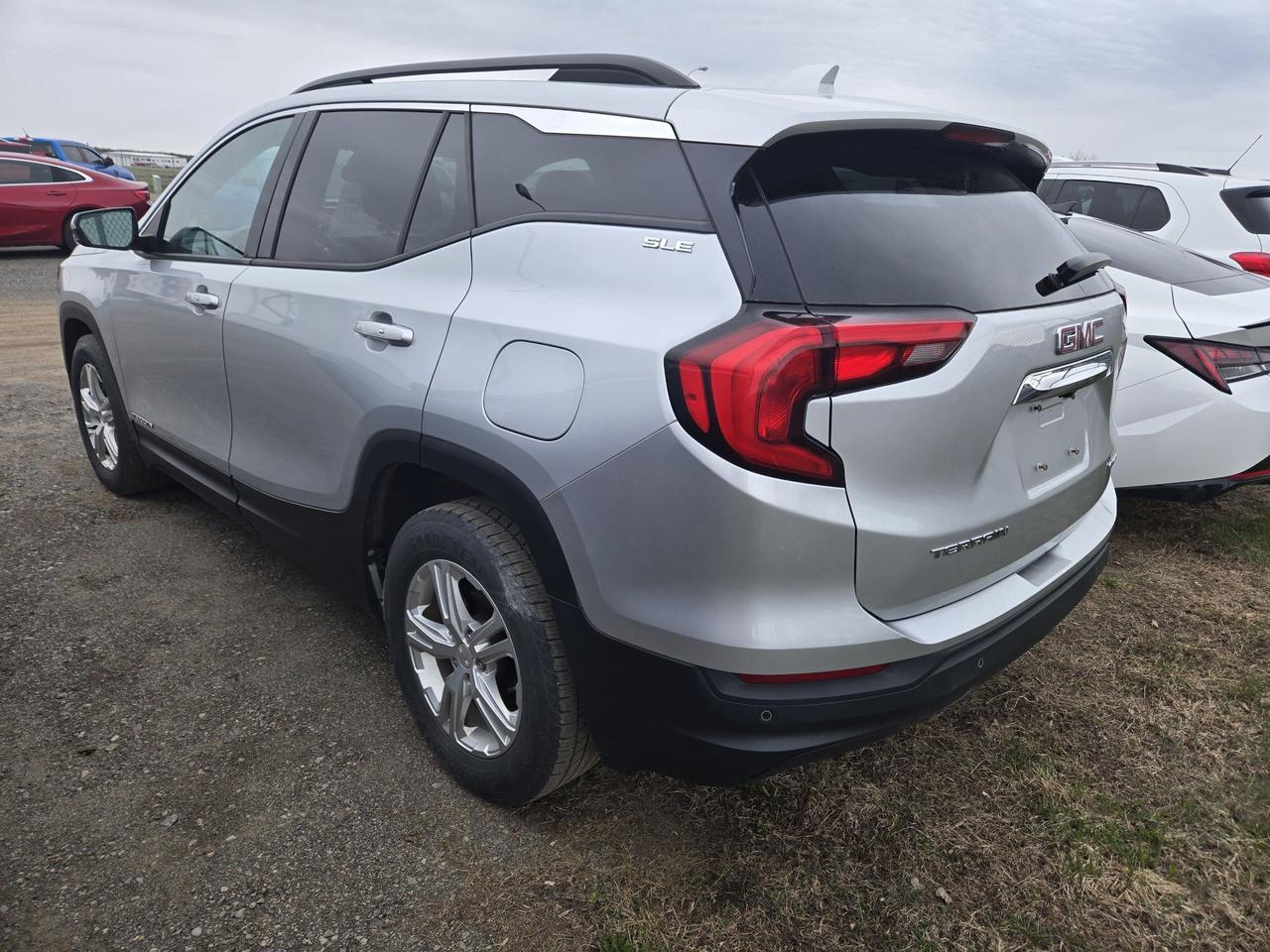 2020 GMC Terrain SLE Photo