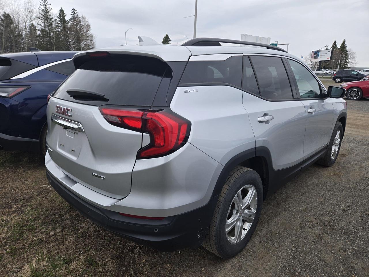 2020 GMC Terrain SLE Photo