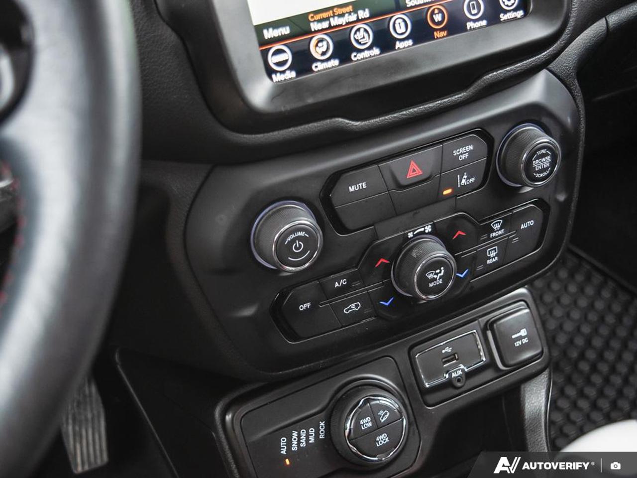 2022 Jeep Renegade Trailhawk NAV | HEATED SEATS & STEERING | REMOTE START Photo