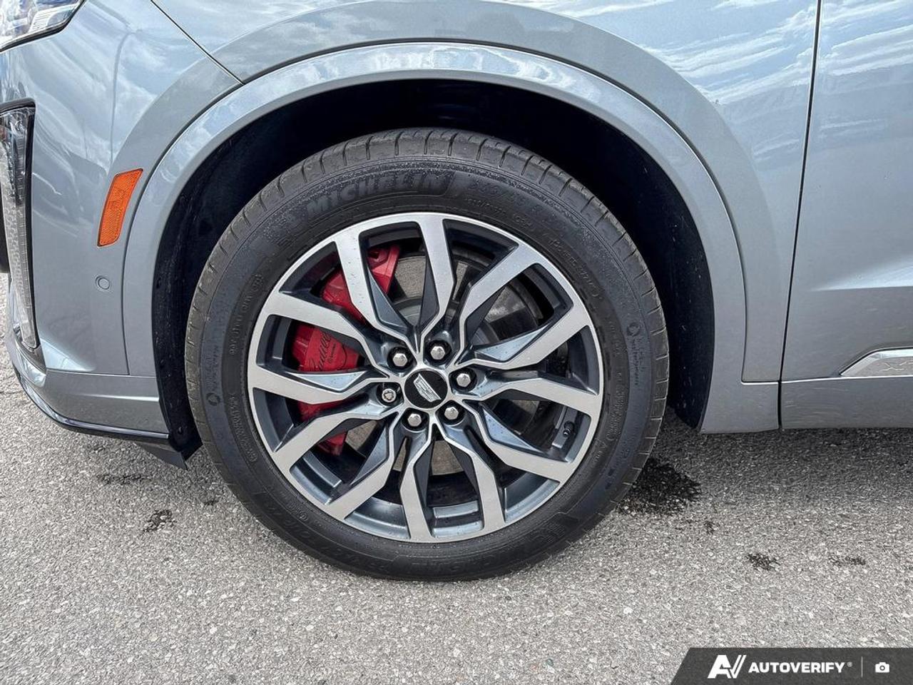 2023 Cadillac XT6 Sport 1SF|DRIVER ASSIST PK|TECH PK|20WHLS|NO ACCIDENTS Photo
