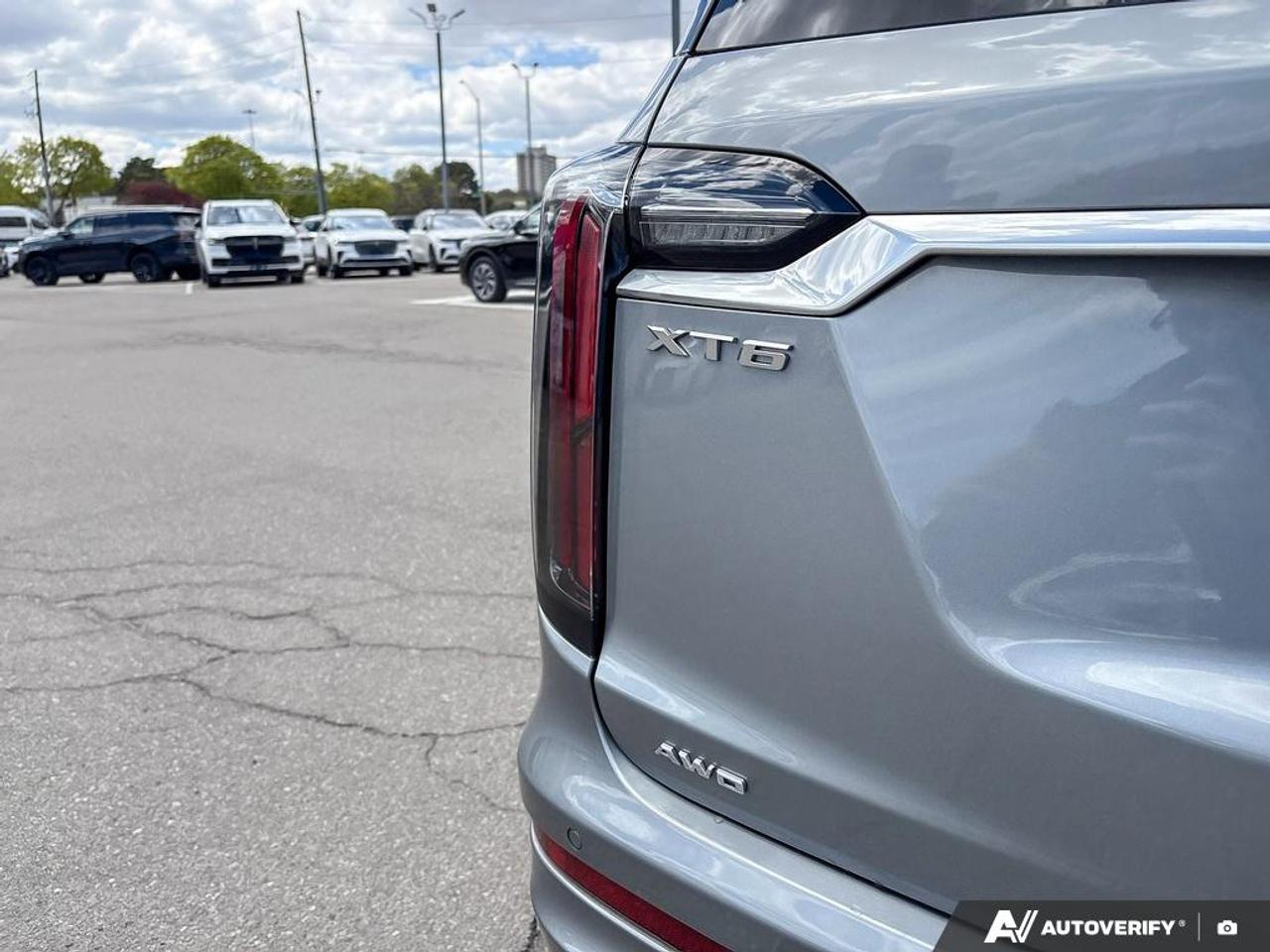 2023 Cadillac XT6 Sport 1SF|DRIVER ASSIST PK|TECH PK|20WHLS|NO ACCIDENTS Photo