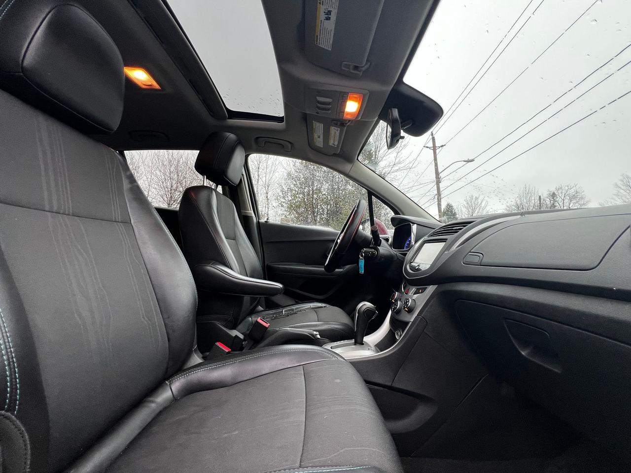 2016 Chevrolet Trax AWD 4dr LT Photo