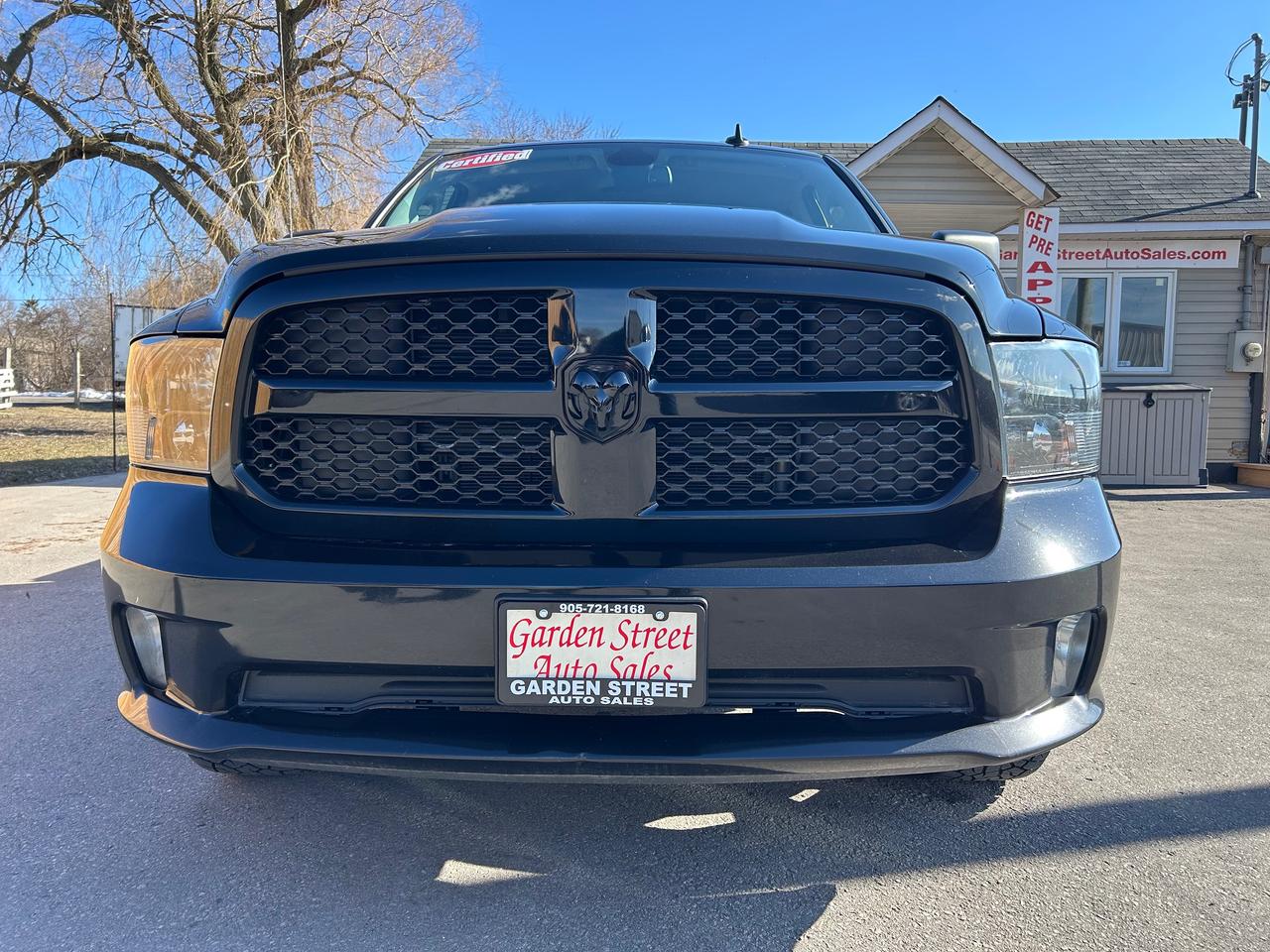 2021 RAM 1500 Classic EXPRESS Photo