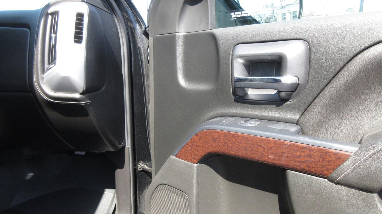 2018 GMC Sierra 1500 SLE  ELEVATION Photo