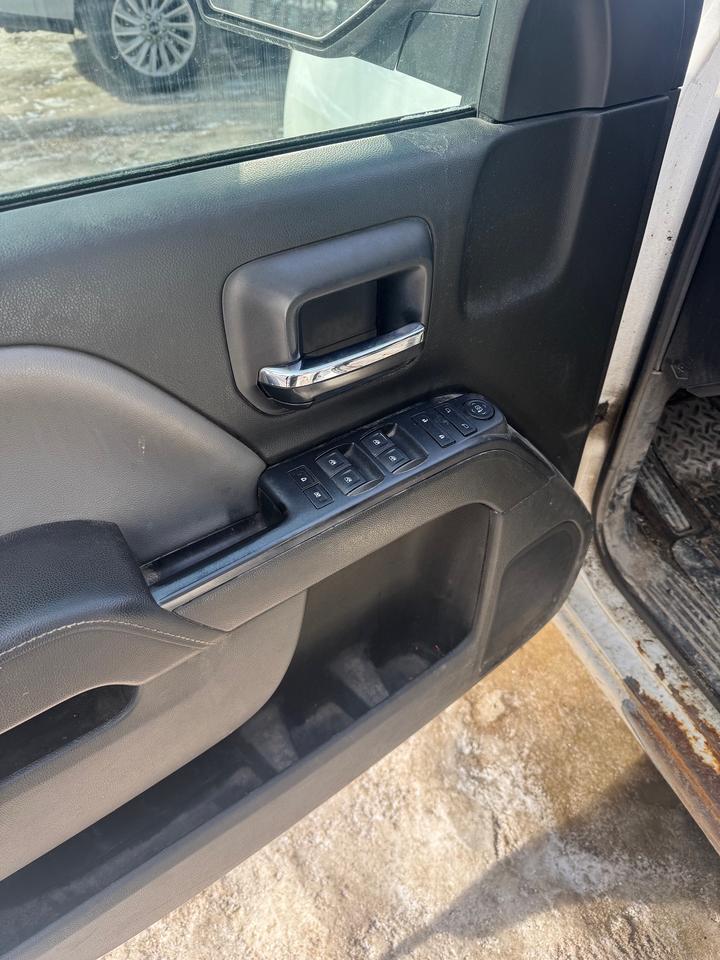 2015 Chevrolet Silverado 1500 LS Photo