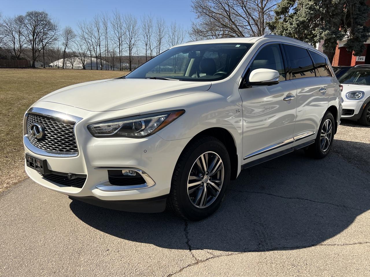 Used 2017 Infiniti QX60 Base AWD for sale in Burlington, ON