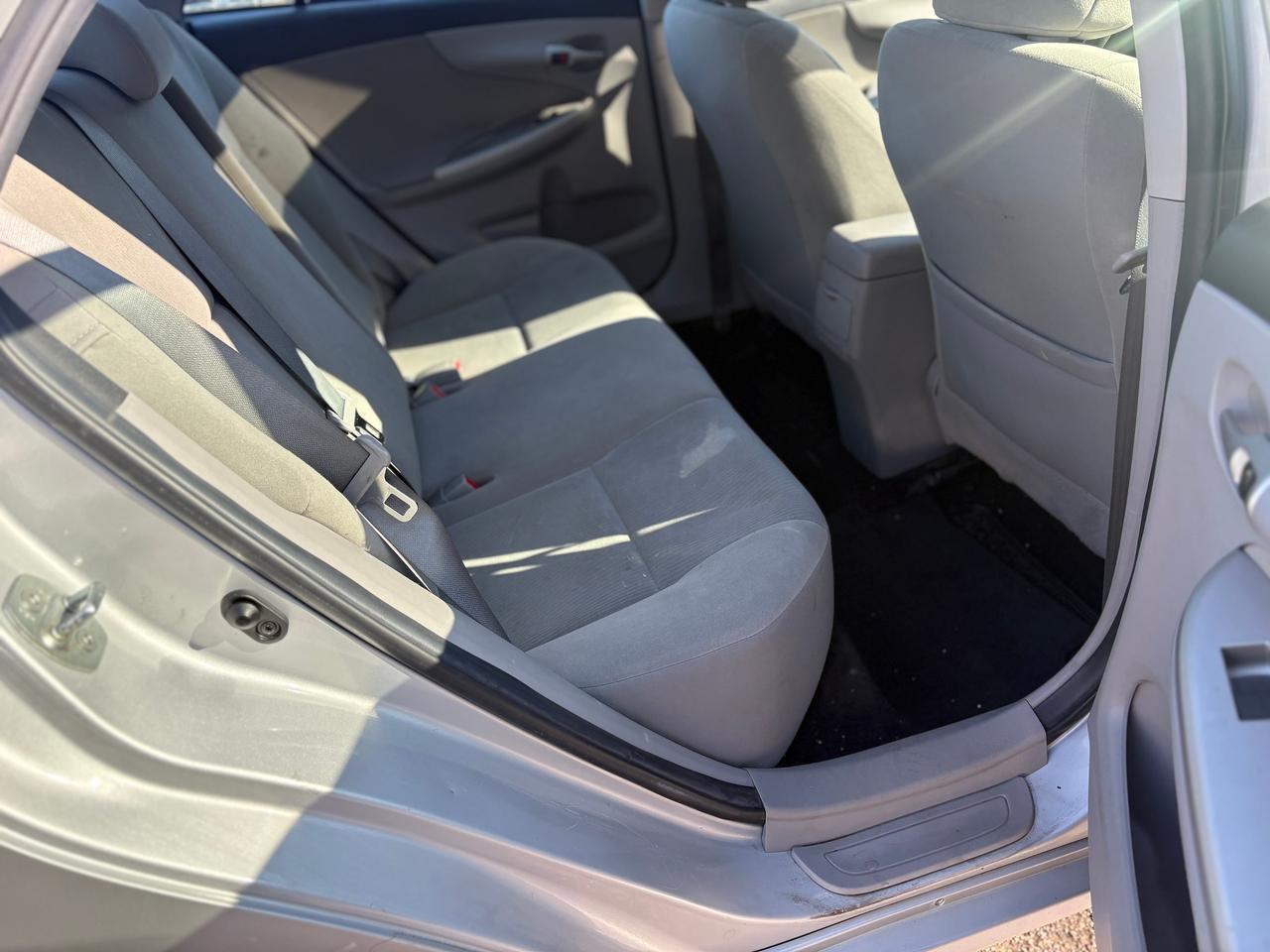 2013 Toyota Corolla LE,ALLOYS,SUNROOF,AUTOMATIC,CERTIFIED,WARRANTY INC Photo