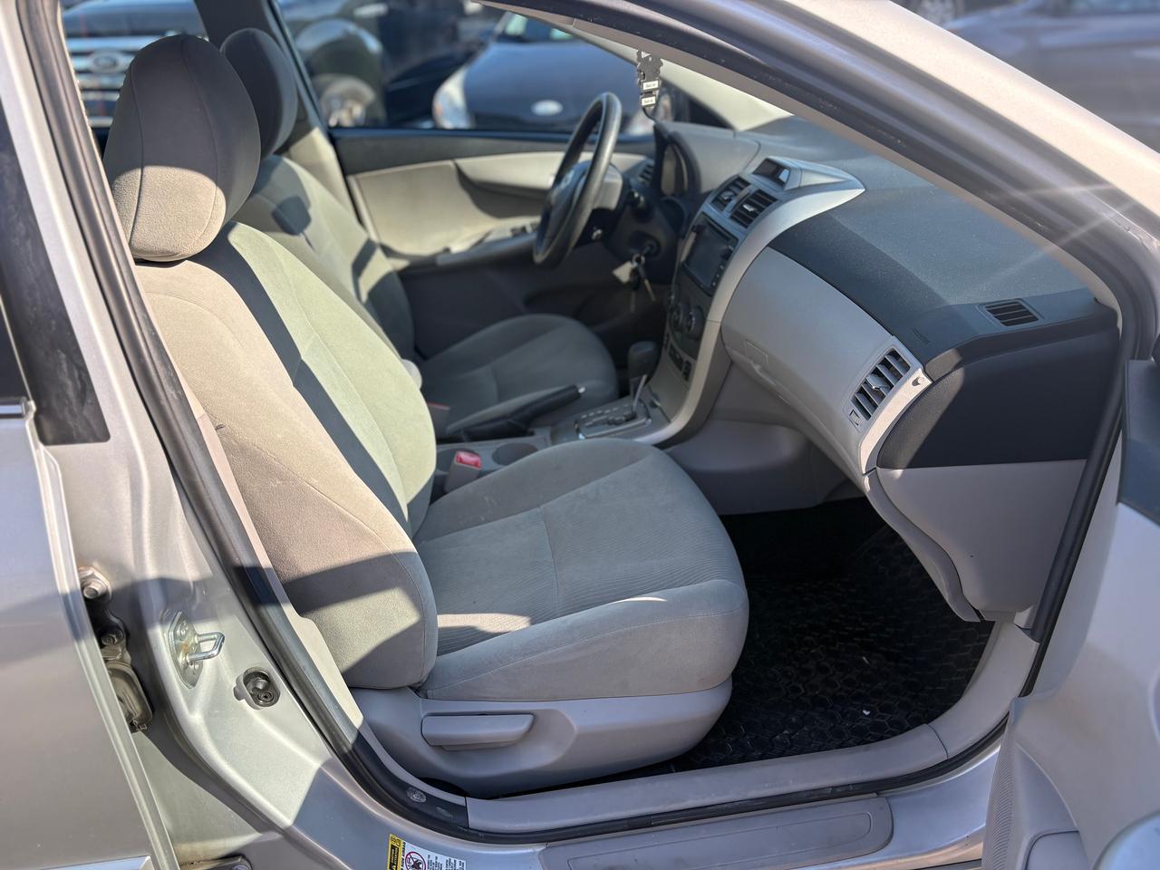 2013 Toyota Corolla LE,ALLOYS,SUNROOF,AUTOMATIC,CERTIFIED,WARRANTY INC Photo