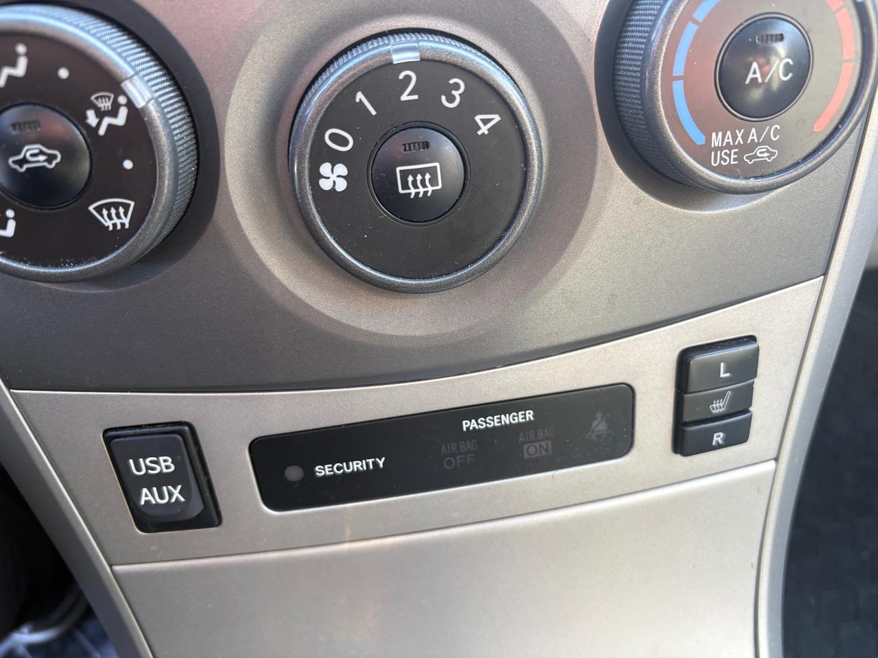 2013 Toyota Corolla LE,ALLOYS,SUNROOF,AUTOMATIC,CERTIFIED,WARRANTY INC Photo