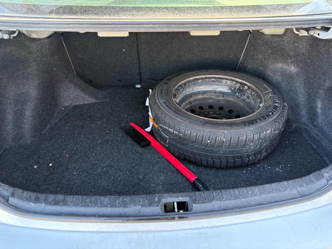 2013 Toyota Corolla LE,ALLOYS,SUNROOF,AUTOMATIC,CERTIFIED,WARRANTY INC Photo