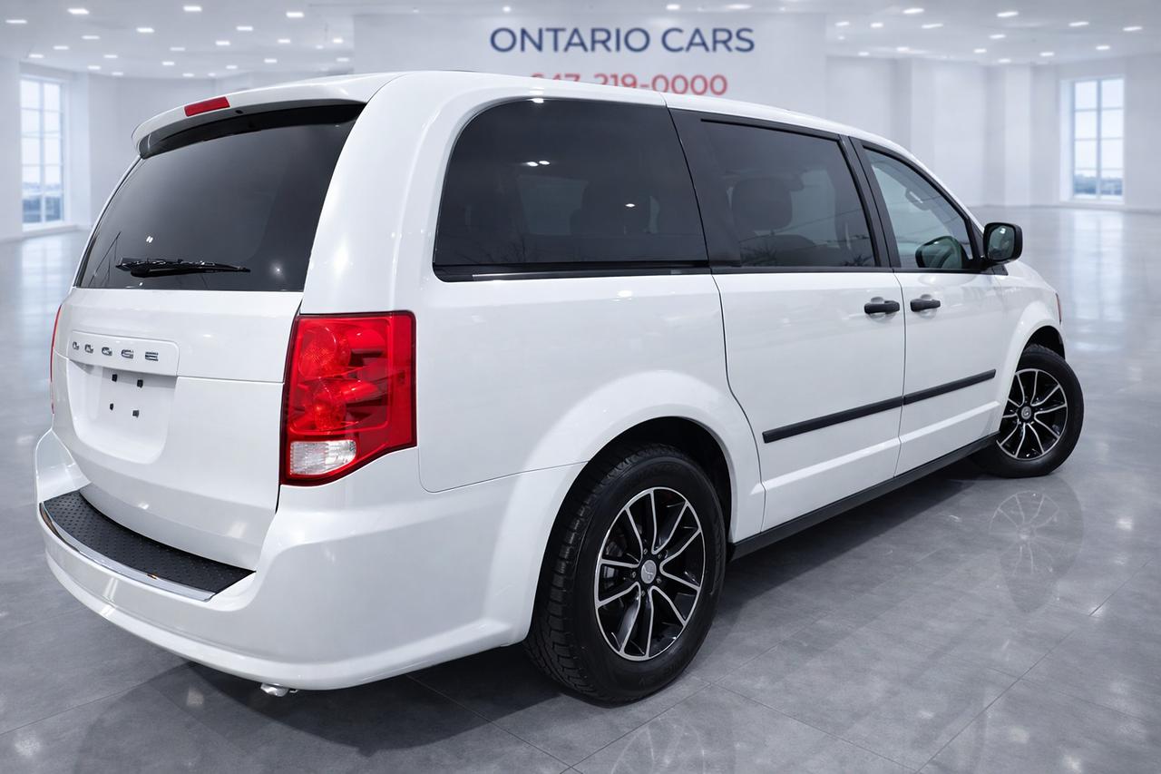 2016 Dodge Grand Caravan CANADA VALUE PACKAGE Photo