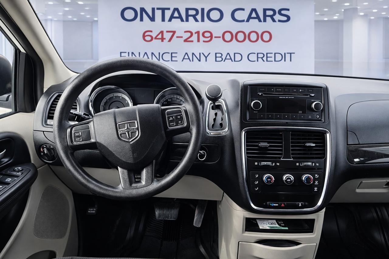 2016 Dodge Grand Caravan CANADA VALUE PACKAGE Photo