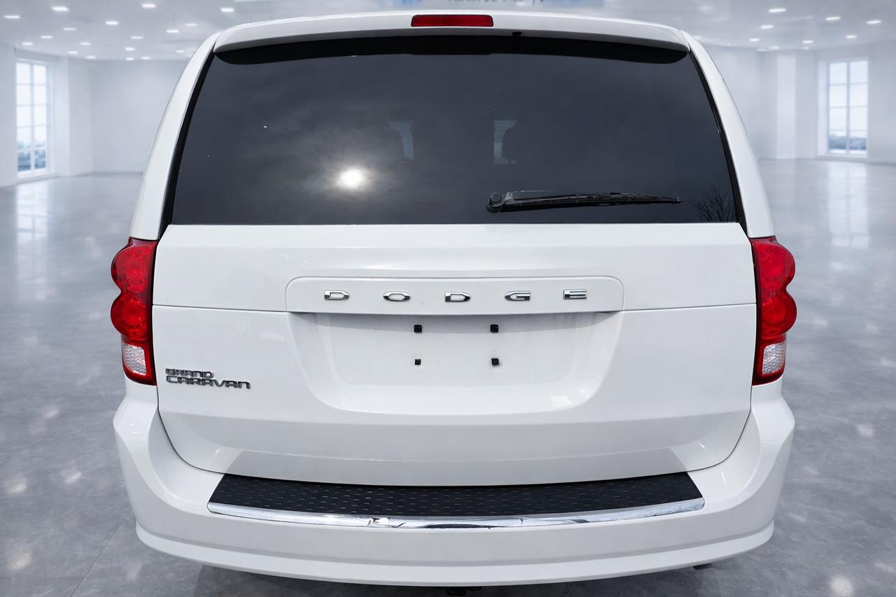 2016 Dodge Grand Caravan CANADA VALUE PACKAGE Photo