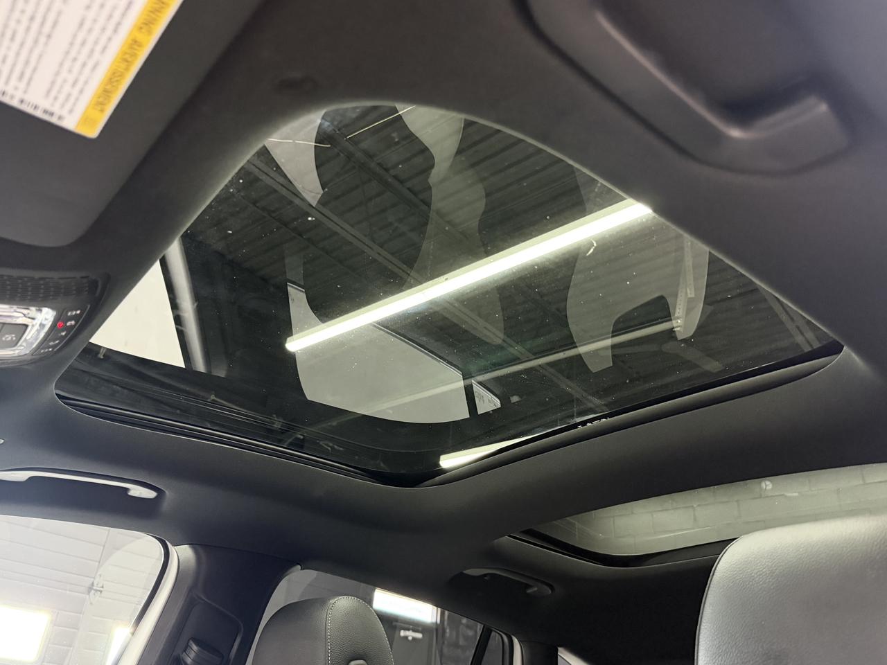 2022 Mercedes-Benz GLA AMG PKG|BACKUP|FCW|BSM|PANO|ONE OWNER| Photo