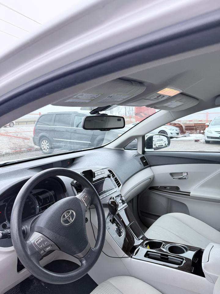 2012 Toyota Venza 4DR WGN V6 AWD Photo3