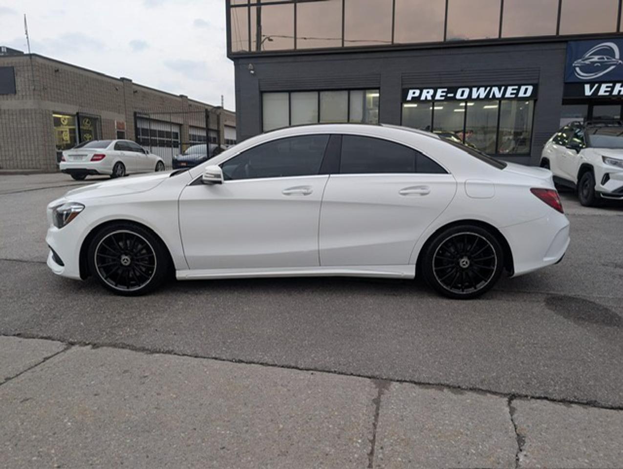 2019 Mercedes-Benz CLA-Class CLA 250 4MATIC * PANORAMIC ROOF * NAVIGATION - Photo #2