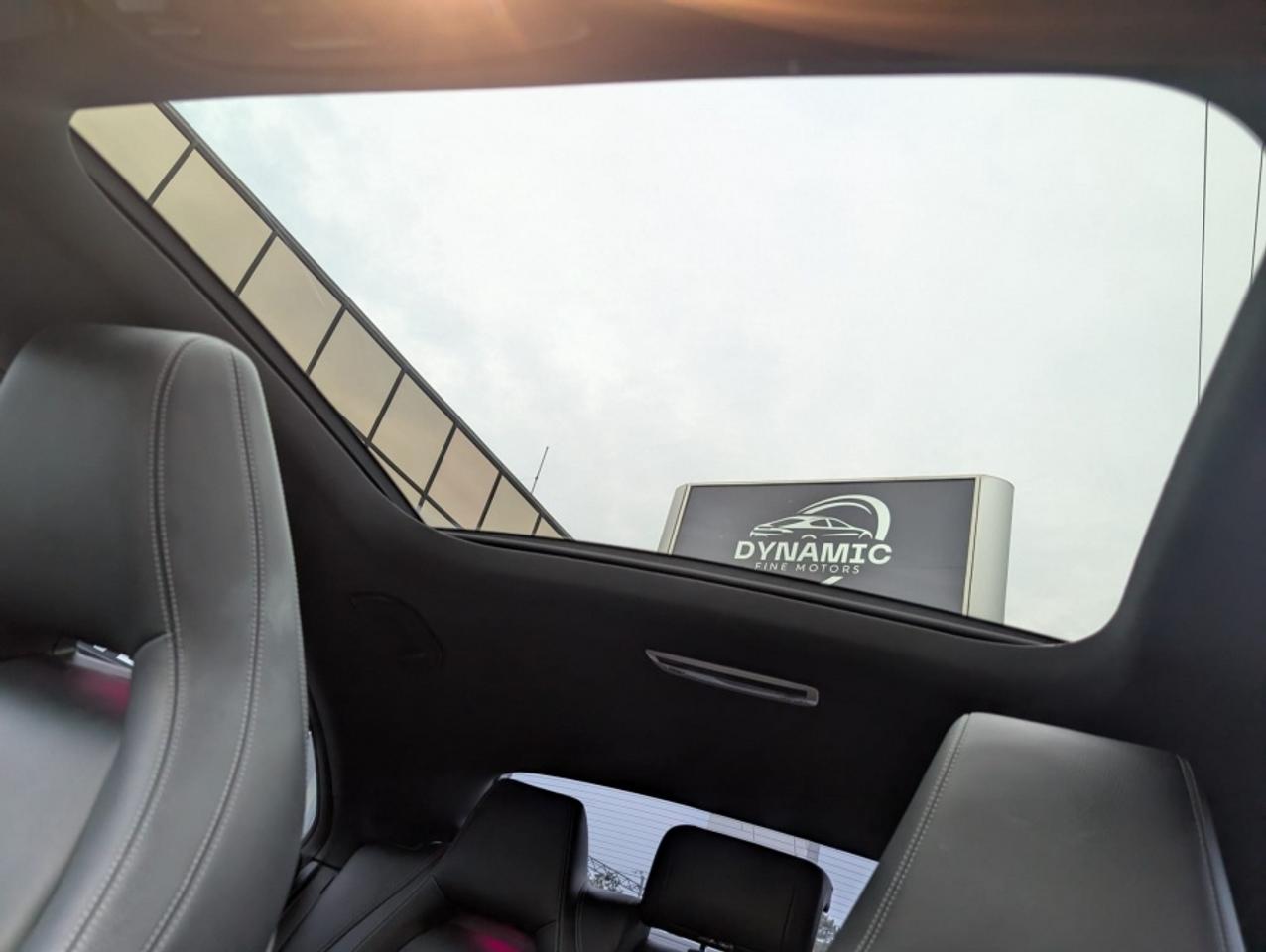 2019 Mercedes-Benz CLA-Class CLA 250 4MATIC * PANORAMIC ROOF * NAVIGATION Photo
