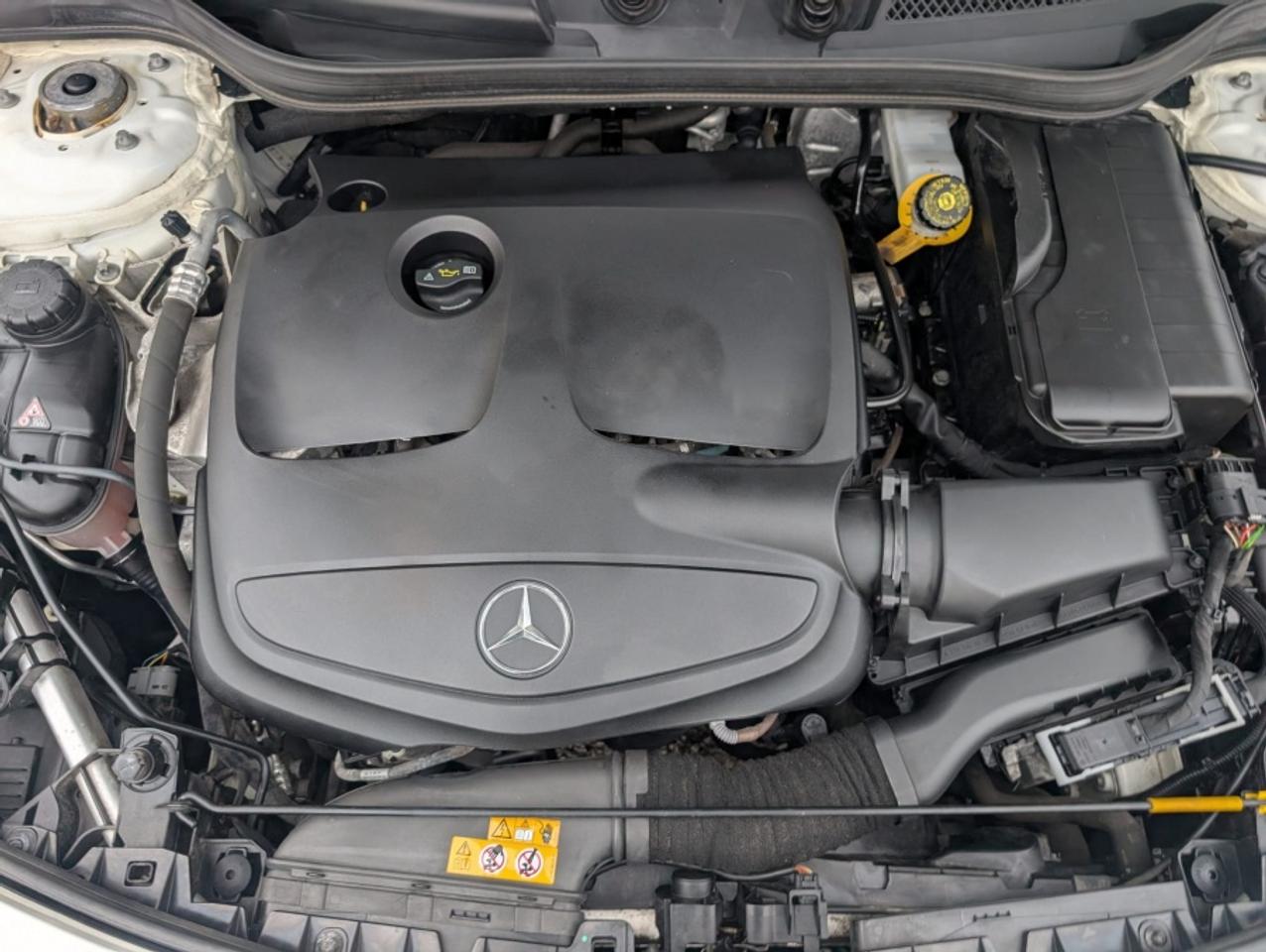 2019 Mercedes-Benz CLA-Class CLA 250 4MATIC * PANORAMIC ROOF * NAVIGATION Photo