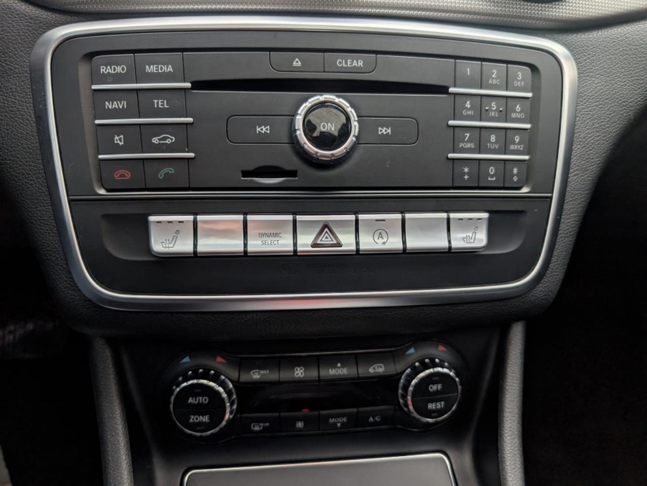 2019 Mercedes-Benz CLA-Class CLA 250 4MATIC * PANORAMIC ROOF * NAVIGATION Photo
