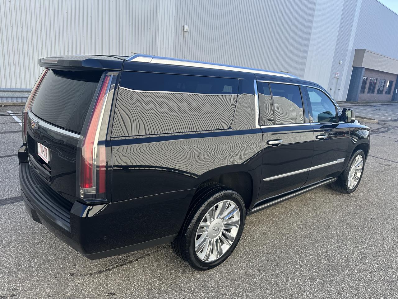 2020 Cadillac Escalade ESV Platinum Triple Black 6.2L Photo