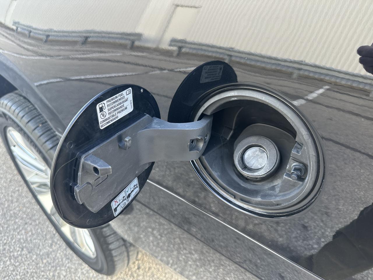 2020 Cadillac Escalade ESV Platinum Triple Black 6.2L Photo