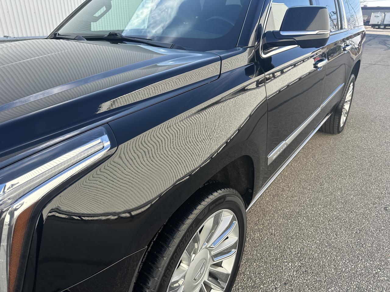 2020 Cadillac Escalade ESV Platinum Triple Black 6.2L Photo