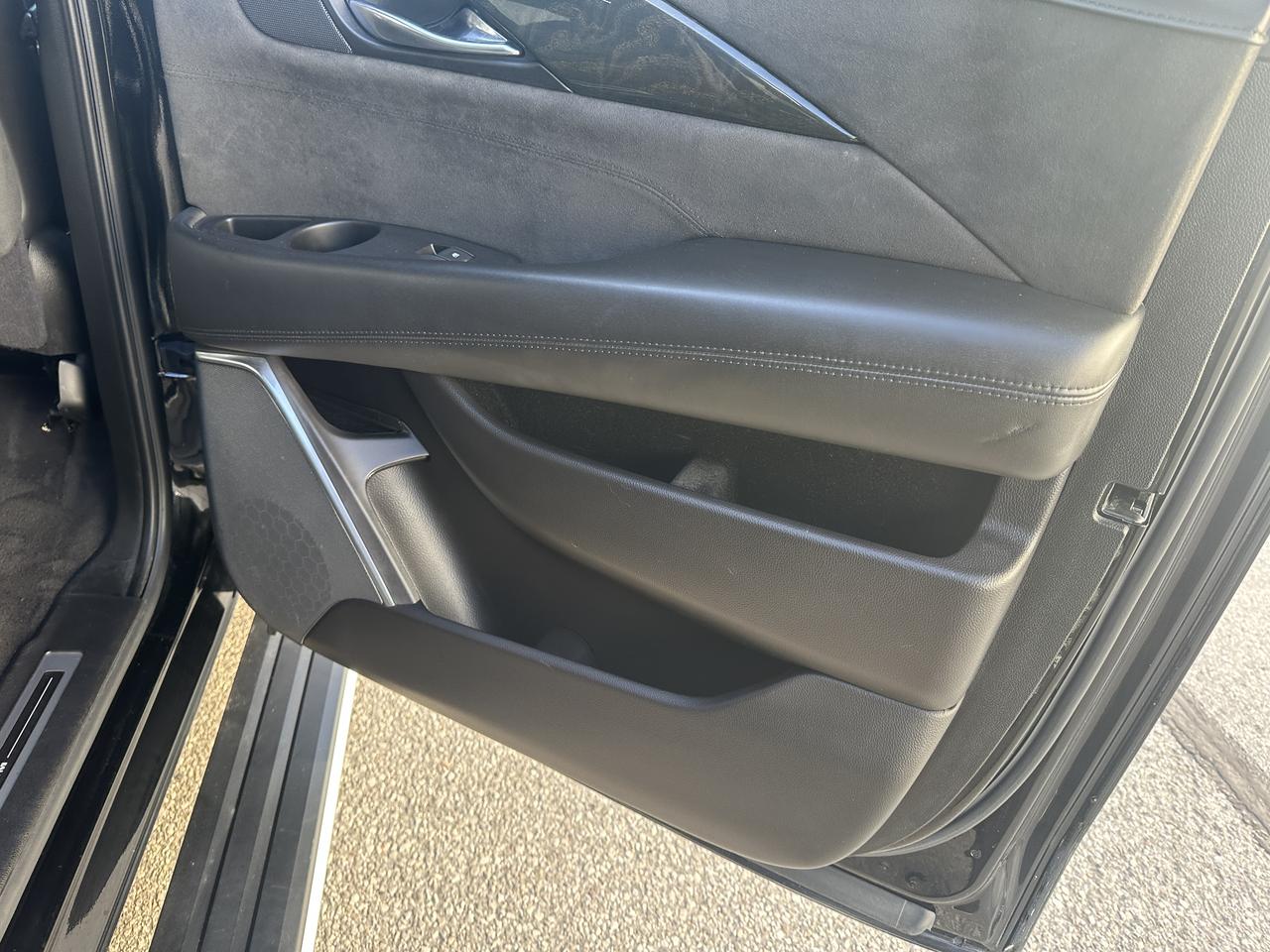 2020 Cadillac Escalade ESV Platinum Triple Black 6.2L Photo