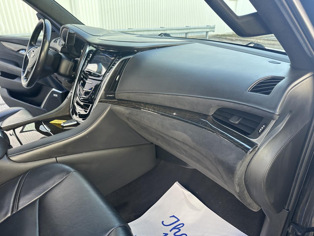 2020 Cadillac Escalade ESV Platinum Triple Black 6.2L Photo