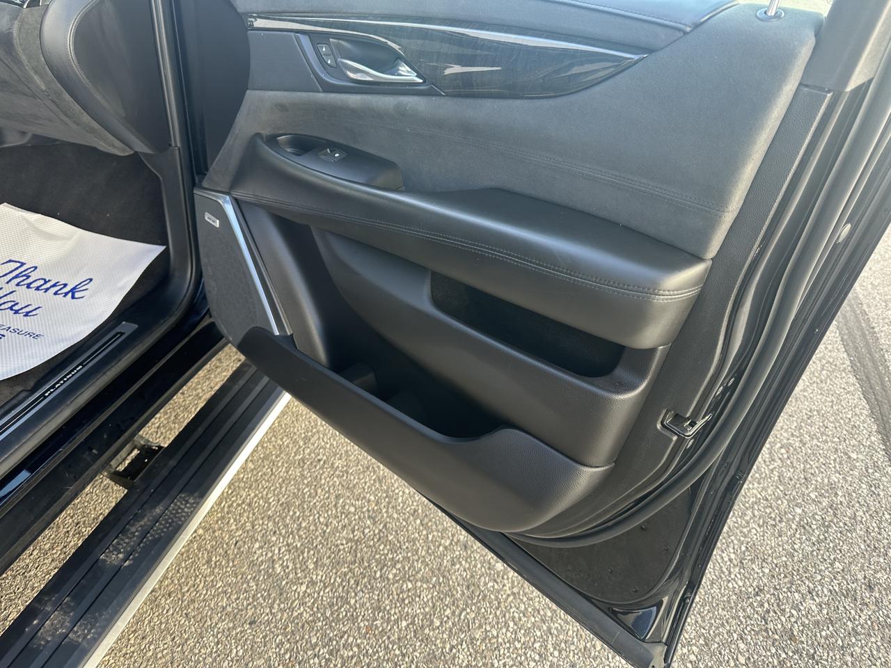 2020 Cadillac Escalade ESV Platinum Triple Black 6.2L Photo