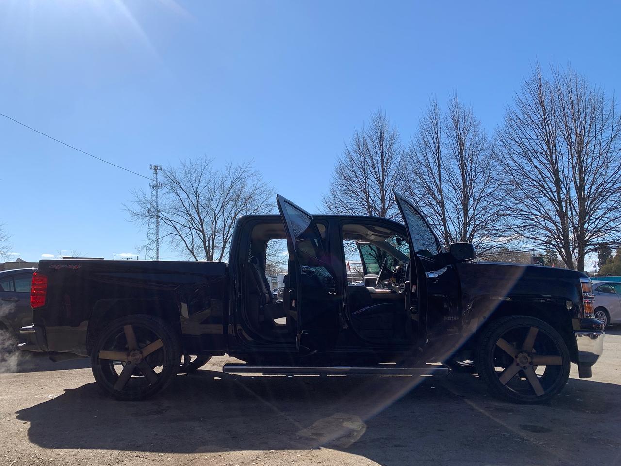 2015 Chevrolet Silverado 1500 LTZ Photo